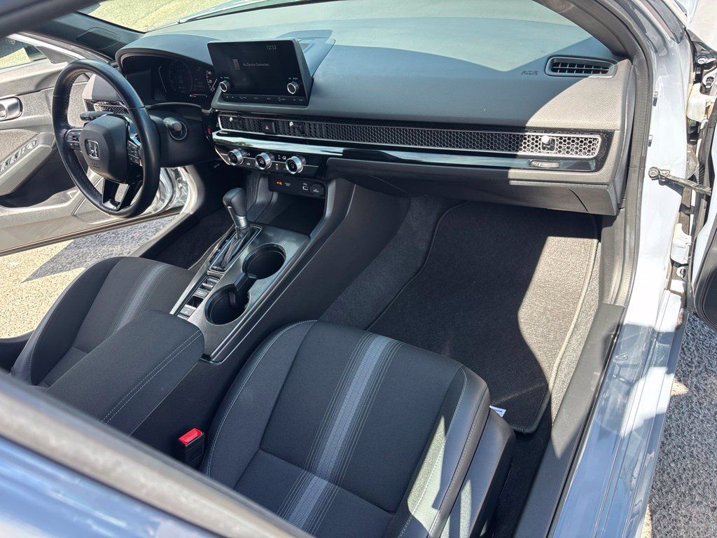 Used 2024 Honda Civic Sport image 29
