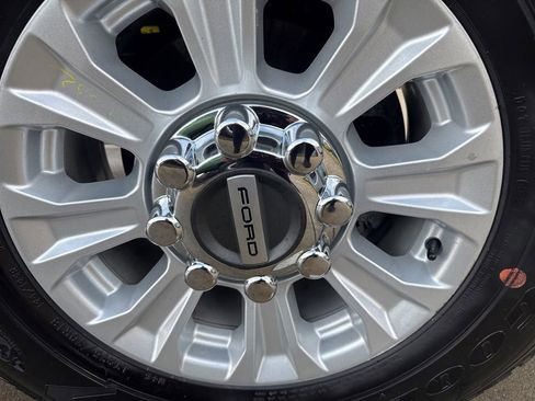 Used 2022 Ford F250 XLT image 53