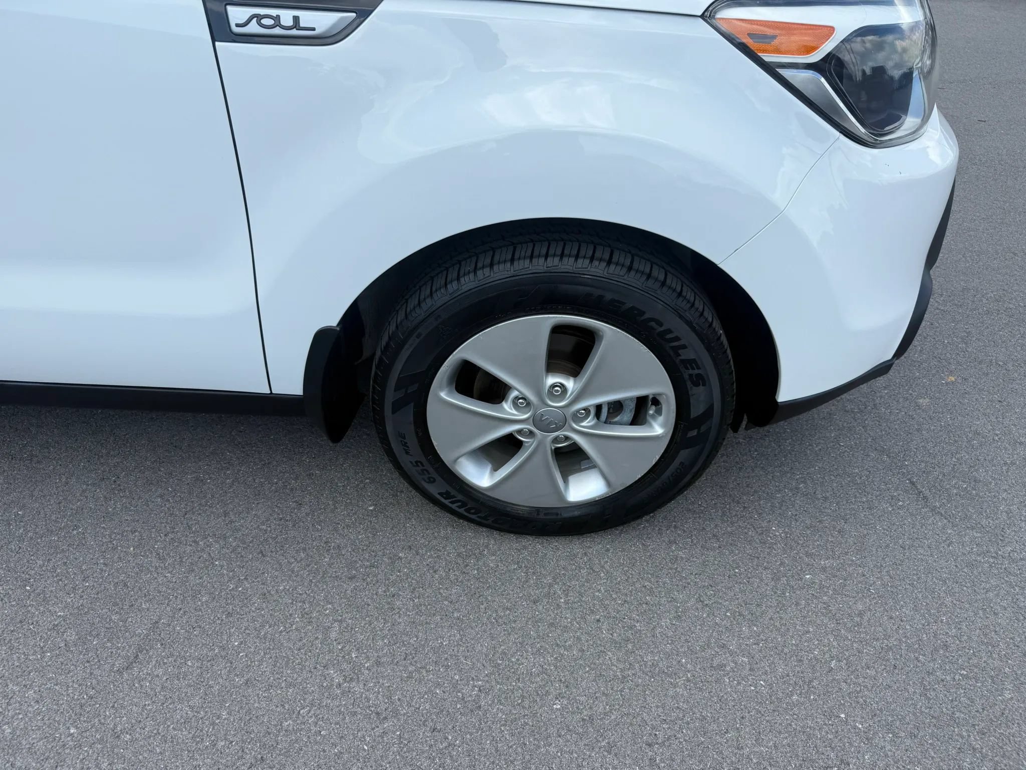 Used 2016 Kia Soul FWD image 17