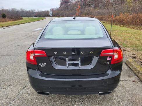 Used 2015 Volvo S60 T5 Premier image 7
