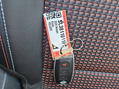 Used 2025 Nissan Kicks SR AWD/4WD image 20