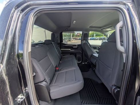 Used 2022 Chevrolet Silverado 1500 LT AWD/4WD image 33
