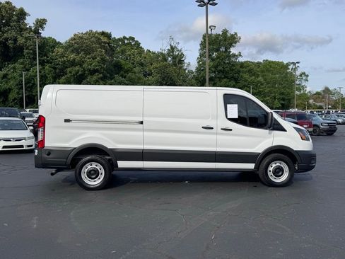 Used 2024 Ford Transit 150 Low Roof w/ Load Area Protection Package RWD image 4