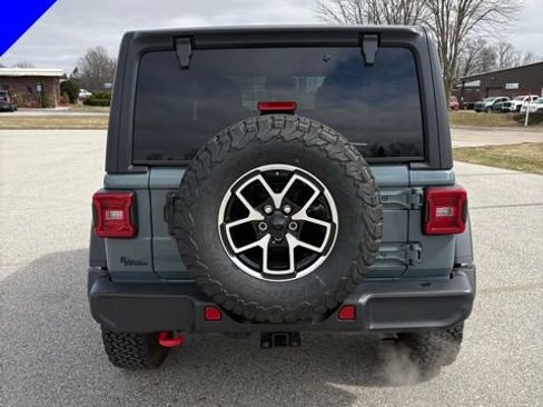 Used 2026 Jeep Wrangler Unlimited Rubicon AWD/4WD image 5