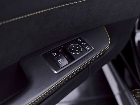 Used 2018 Mercedes-Benz AMG GT R image 48