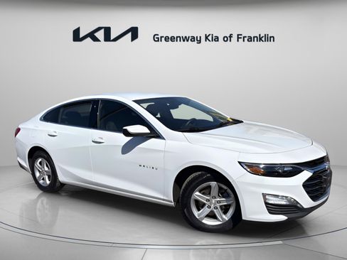 Used 2024 Chevrolet Malibu LT image 1