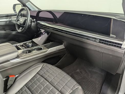 Used 2025 Cadillac Escalade V w/ LPO, Floor Liner Package image 25