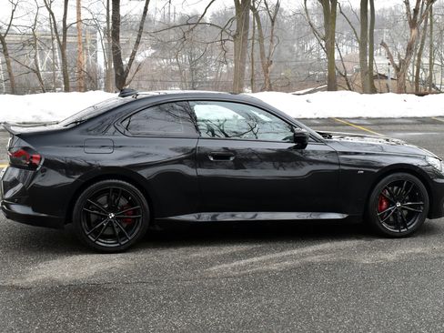 Used 2022 BMW M240i xDrive Coupe image 10