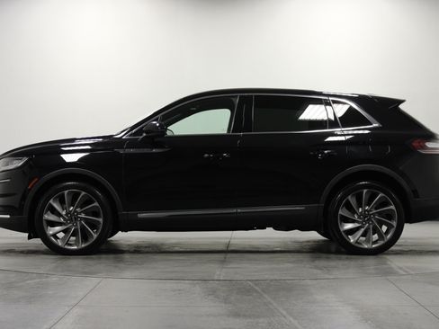 Used 2022 Lincoln Nautilus Reserve w/ Equipment Group 201A AWD/4WD image 7