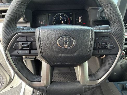 New 2026 Toyota Tacoma SR5 AWD/4WD image 18