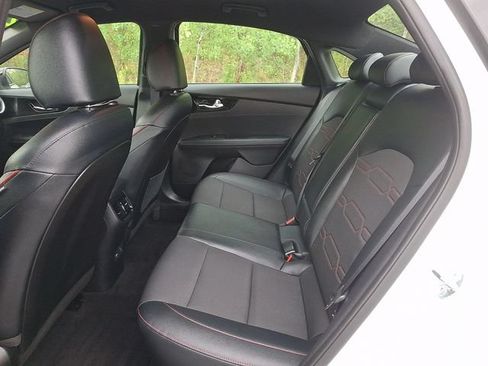 Certified 2023 Kia Forte GT FWD image 17