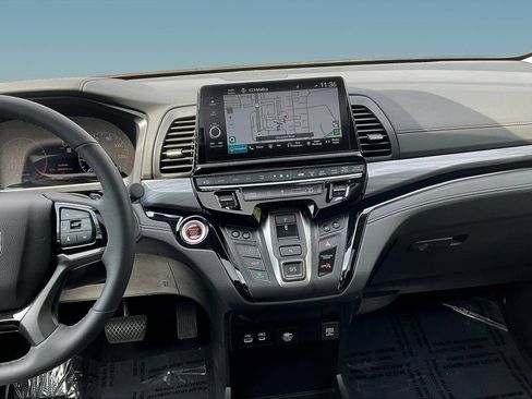 Used 2026 Honda Odyssey Elite image 9