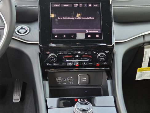 New 2025 Jeep Grand Cherokee Laredo X w/ Luxury Tech Group I image 10