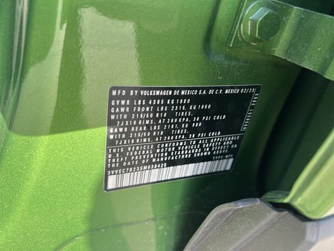 Used 2025 Volkswagen Taos SE FWD image 31