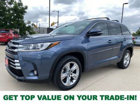 Used 2017 Toyota Highlander Limited w/ Carpet Mat Package FWD image 1
