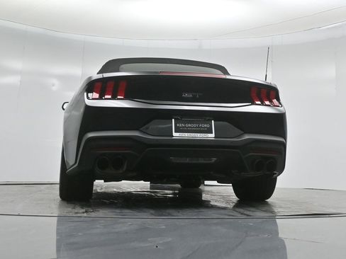Certified 2025 Ford Mustang GT Premium w/ GT Performance Package image 46