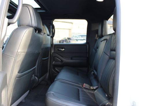 Certified 2022 Nissan Frontier PRO-4X w/ Pro-4X Premium Package image 4