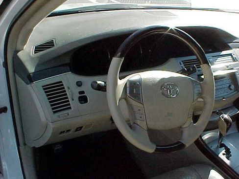 Used 2008 Toyota Avalon Limited FWD image 21
