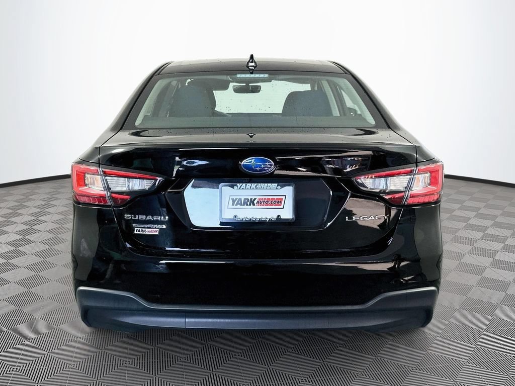 Used 2025 Subaru Legacy Premium AWD/4WD image 9