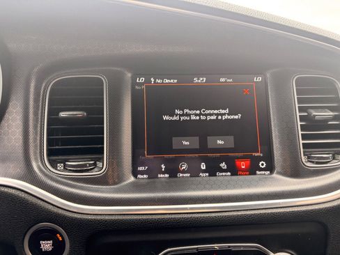 Used 2018 Dodge Charger R/T image 34