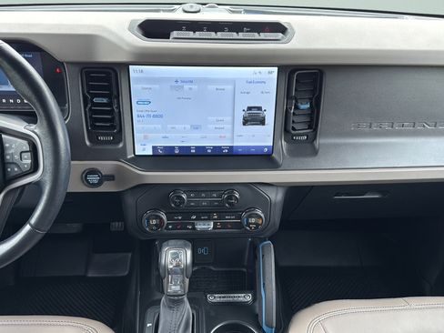 Used 2024 Ford Bronco Wildtrak AWD/4WD image 15