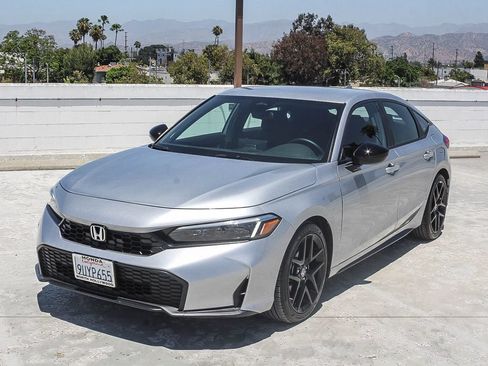 Certified 2025 Honda Civic Sport image 3