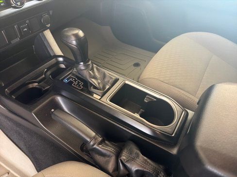 Used 2020 Toyota Tacoma SR w/ SX Package RWD image 20