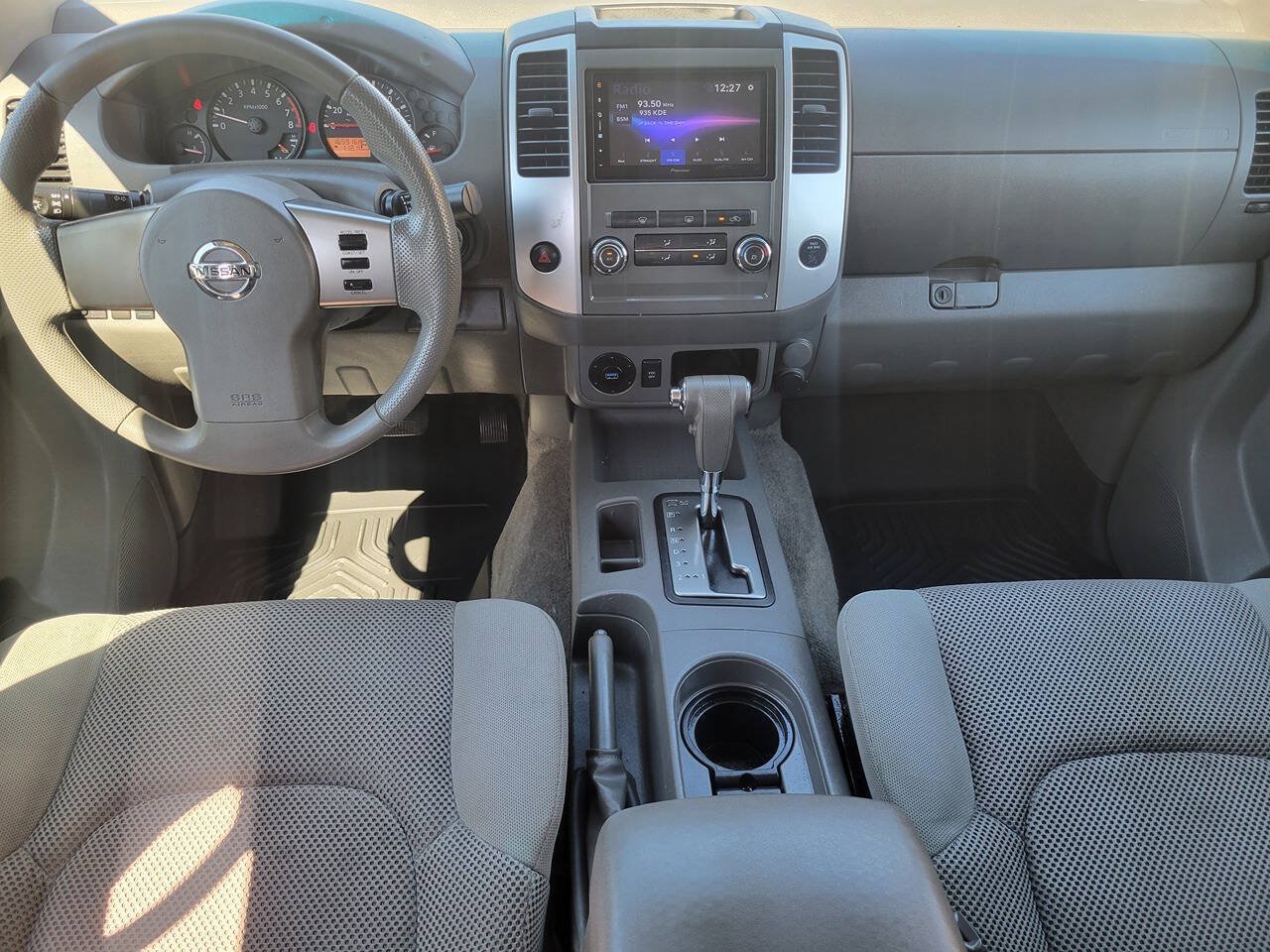 Used 2011 Nissan Frontier SV RWD image 21
