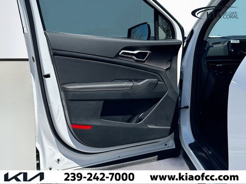 New 2026 Kia Sportage EX image 21