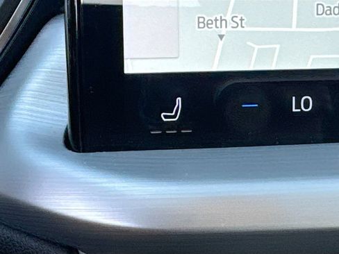 Used 2024 Ford Escape SE w/ PHEV Premium Package FWD image 23