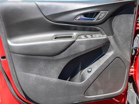 Used 2022 Chevrolet Equinox LT image 18