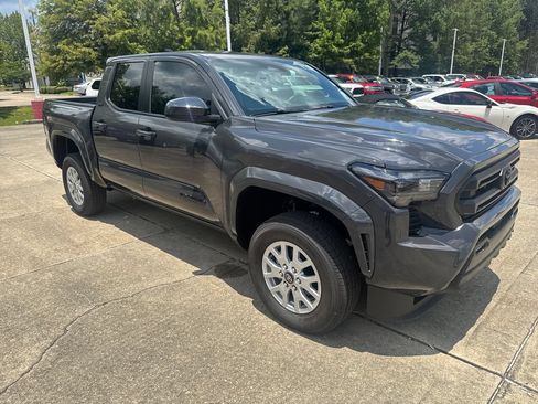 Certified 2026 Toyota Tacoma SR5 RWD image 10