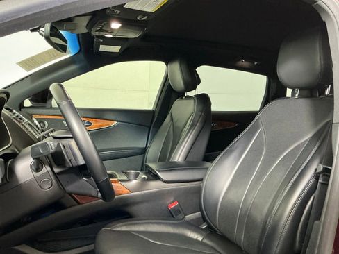 Used 2020 Lincoln Nautilus Reserve FWD image 21