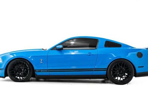 Used 2011 Ford Mustang Shelby GT500 w/ SVT Performance Pkg RWD image 9