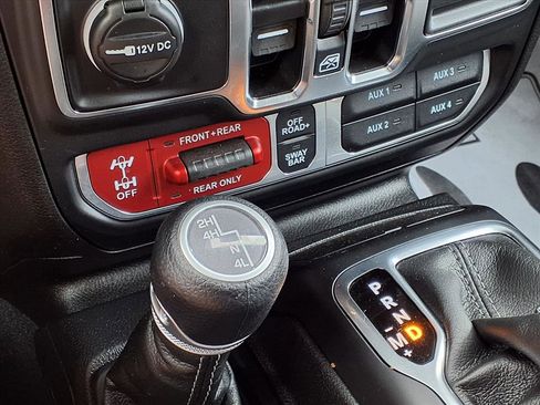 Used 2025 Jeep Gladiator Rubicon image 8