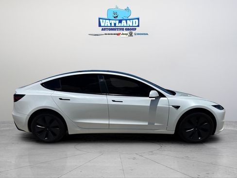 Used 2025 Tesla Model 3 Long Range RWD image 28