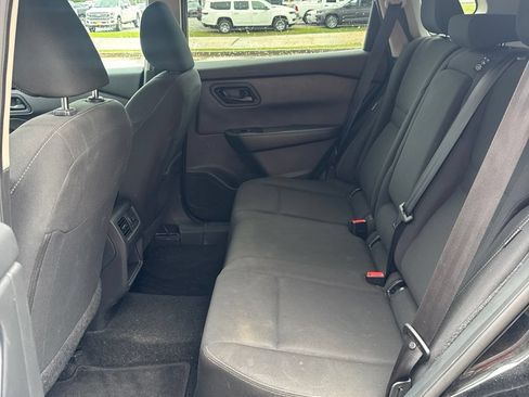 Used 2024 Nissan Rogue S FWD image 8