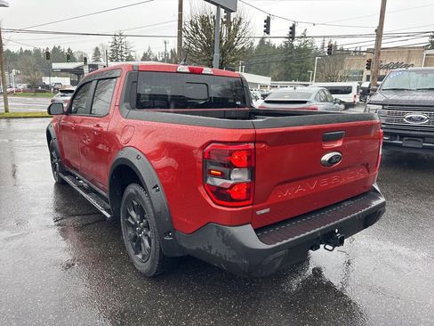 Used 2024 Ford Maverick Lariat w/ Black Appearance Package image 5