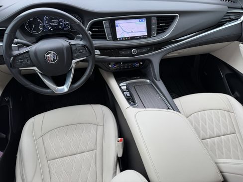 Used 2024 Buick Enclave Avenir w/ Avenir Technology Package image 12