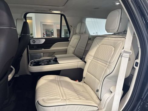 Used 2021 Lincoln Navigator Black Label AWD/4WD image 14
