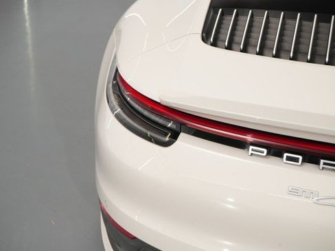 Used 2020 Porsche 911 Carrera 4S AWD/4WD image 26