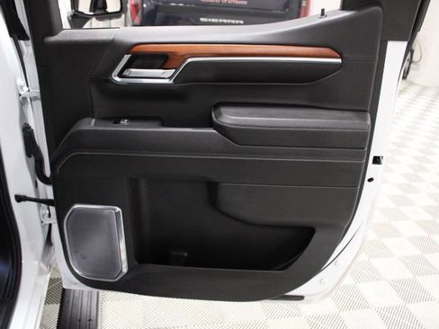 Used 2023 GMC Sierra 1500 Denali w/ Denali Reserve Package image 32
