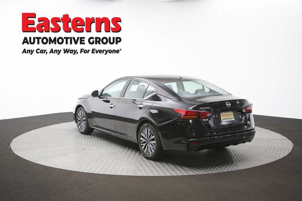Used 2025 Nissan Altima 2.5 SV FWD image 64