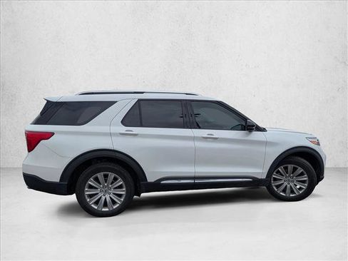 Used 2020 Ford Explorer Limited AWD/4WD image 4