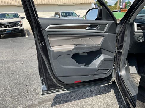 Used 2022 Volkswagen Atlas SE AWD/4WD image 18