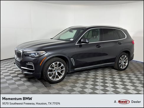 Used 2021 BMW X5 sDrive40i w/ Premium Package 2 image 1