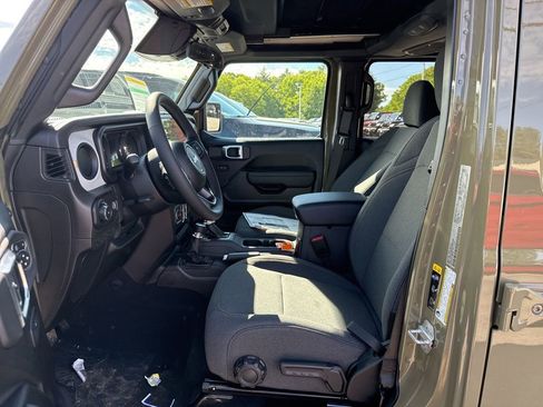 New 2026 Jeep Wrangler Unlimited Sport AWD/4WD image 15