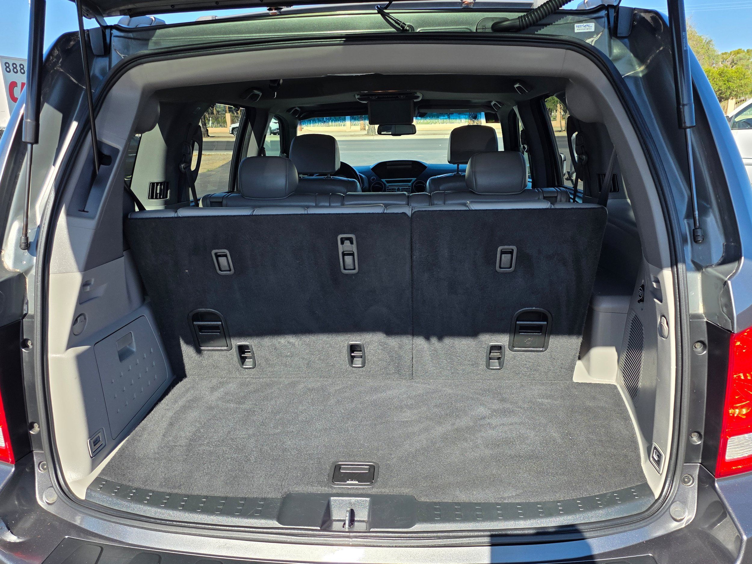 Used 2011 Honda Pilot Touring image 27