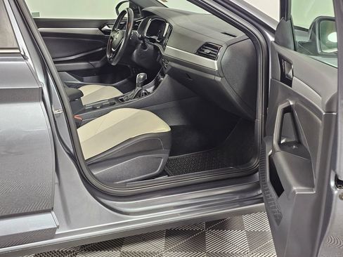 Used 2021 Volkswagen Jetta R-Line FWD image 12