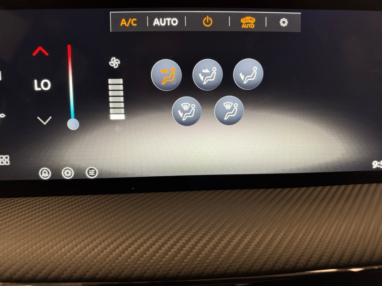 Used 2026 Nissan Kicks SR FWD image 19